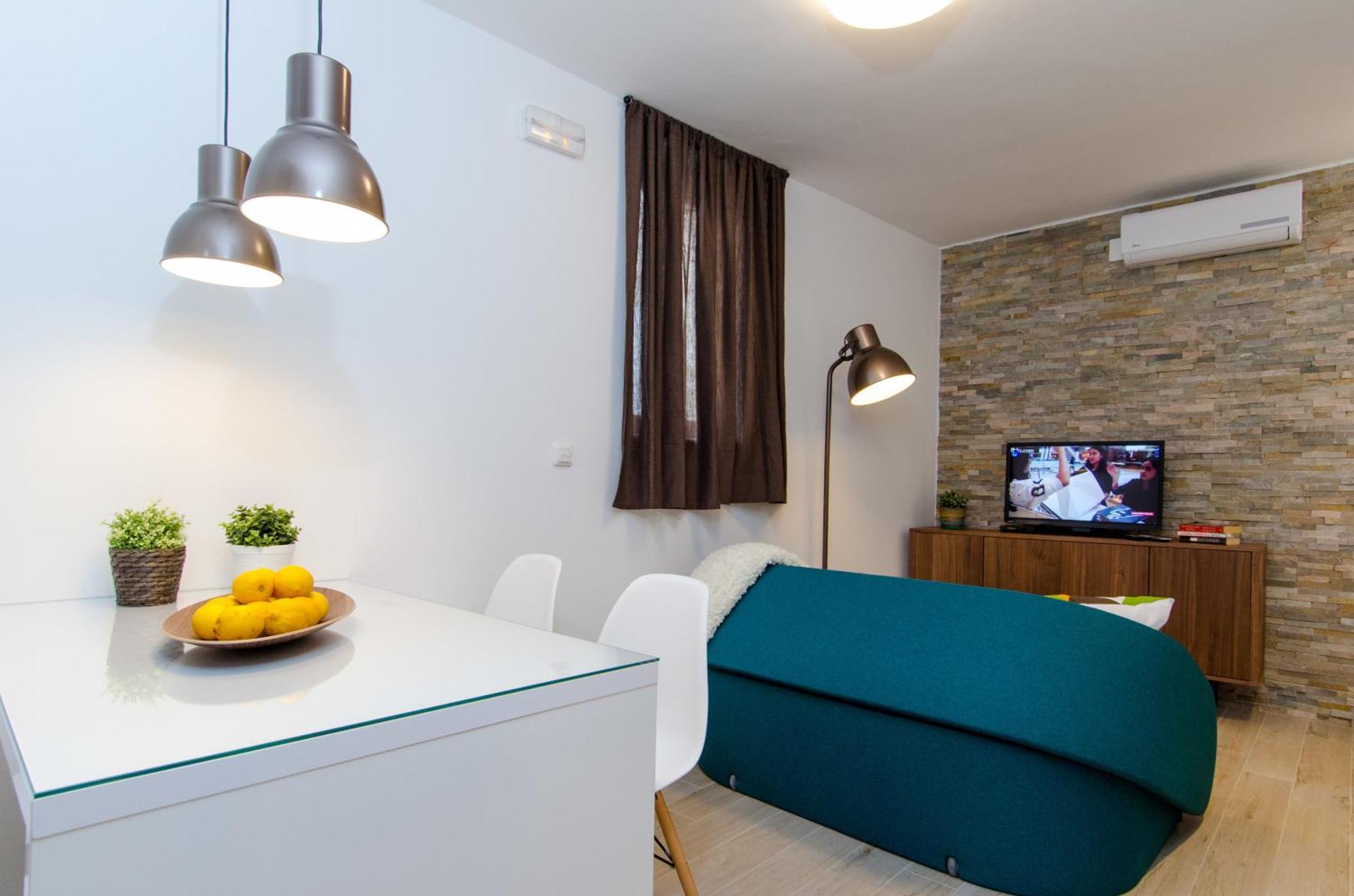 Apartments & Rooms Tiramola - Old Town トロギール 部屋 写真