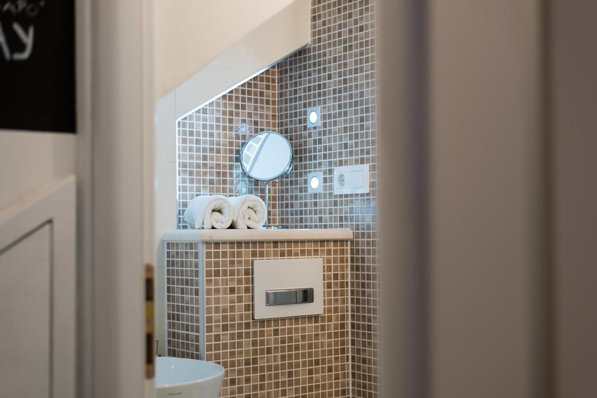 Apartments & Rooms Tiramola - Old Town トロギール 部屋 写真