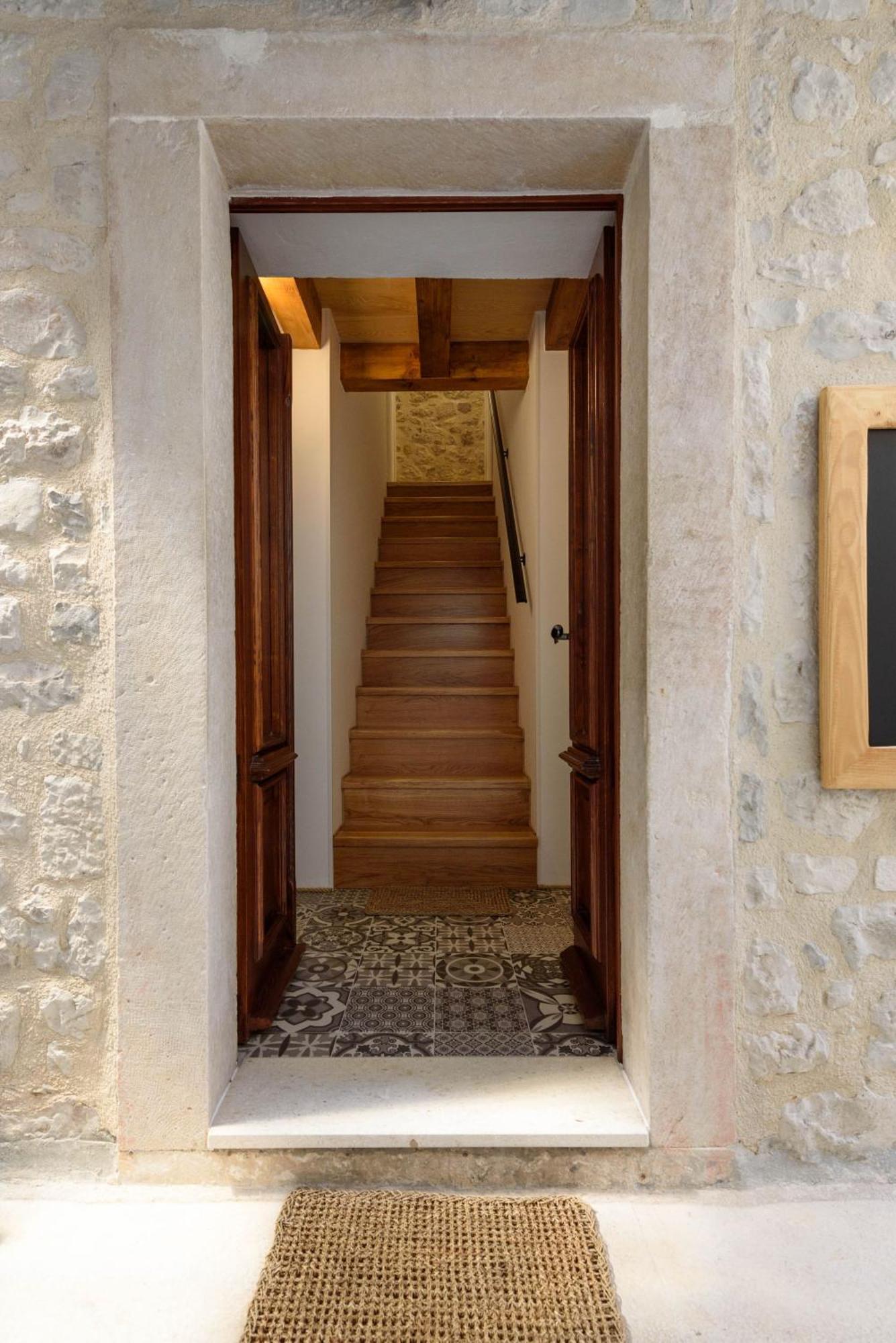 Apartments & Rooms Tiramola - Old Town トロギール 部屋 写真